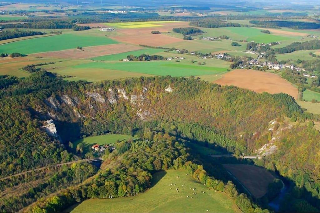Villa Lesse En Ciel Vous Accueille Avec Plaisir . Houyet Exterior foto